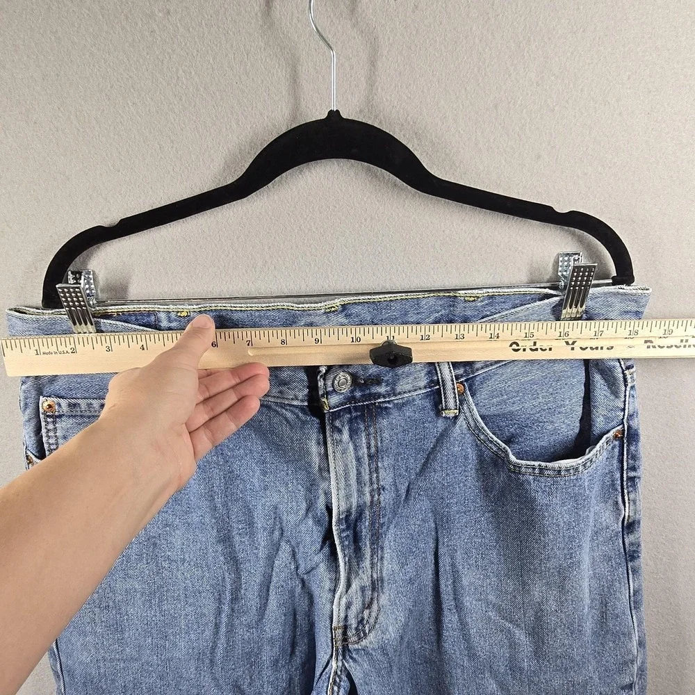 Levis‎ 550 Jeans Mens 38x30 Blue Relaxed Denim Pants Medium Wash Tapered Leg